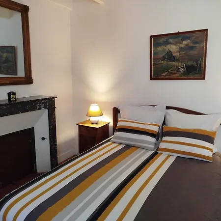 Les Hirondelles En Baie Du Mont St Michel *