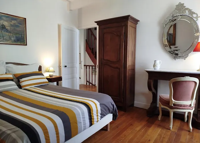 Les Hirondelles En Baie Du Mont St Michel Tatil Evi *